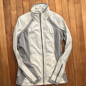 Lululemon size 6 running jacket medium weight